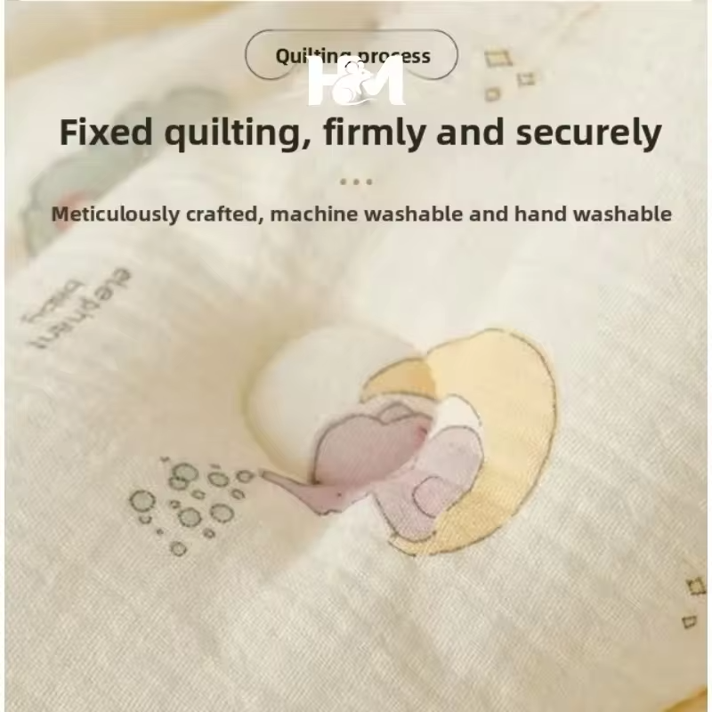 Crinkle Cotton Newborn Swaddle Blanket with Bunny Ears Quilted Hospital Delivery Wrap Extra Soft Thermal Baby Swaddling