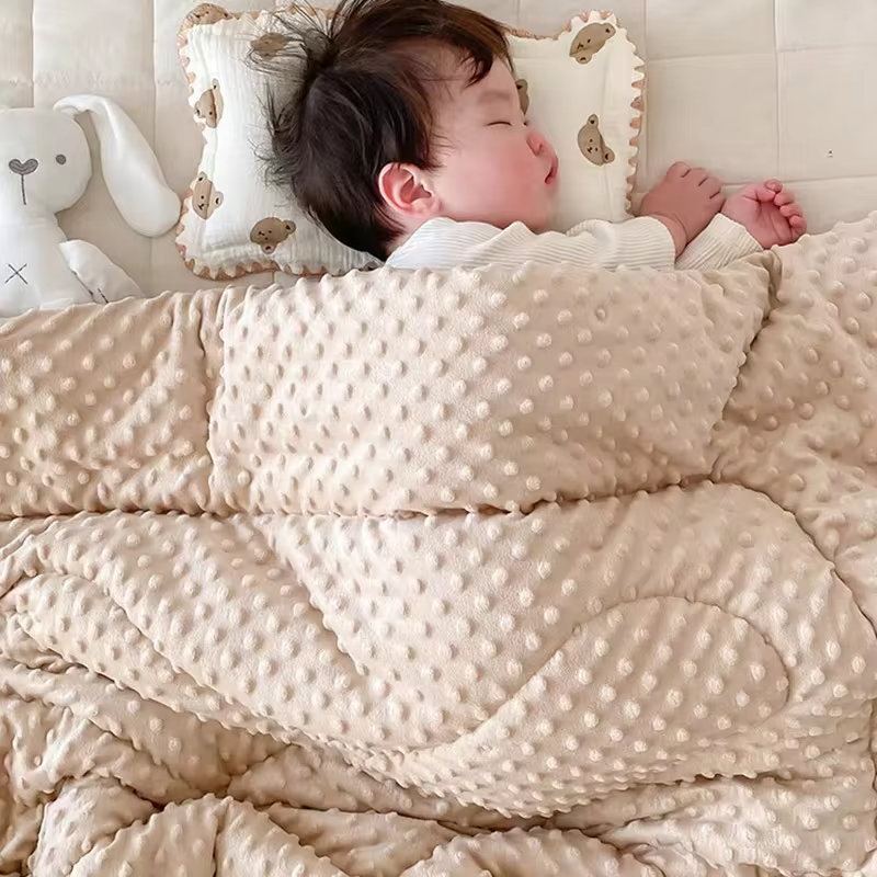Baby Sensory Dot Cotton Quilt Soft Warm Winter Comforter for Infant Crib Toddler Bed Nursery Daycare Blanket Stroller Pad