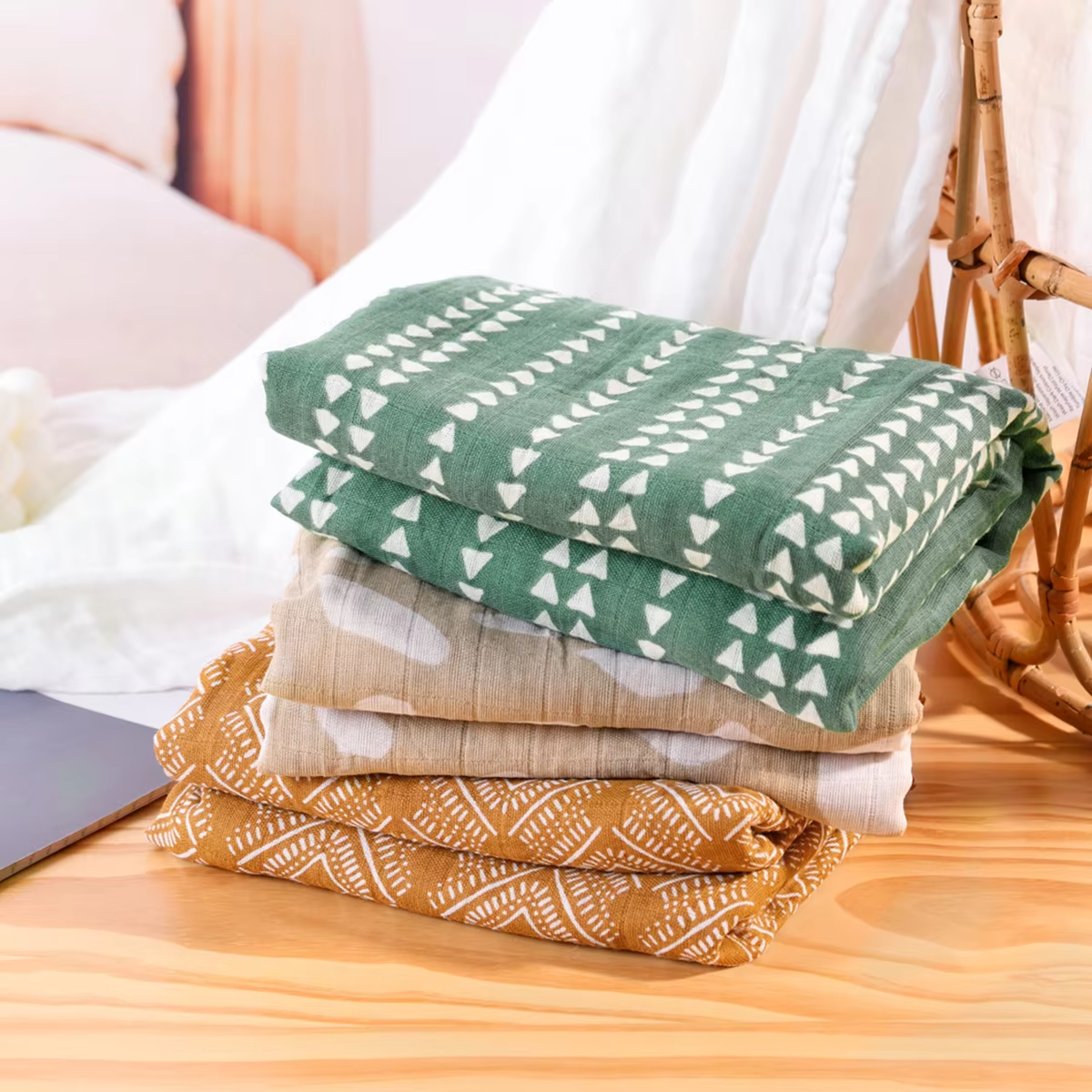 Elinfant 3 Pcs/Set Muslin Baby Swaddle Blanket 100% cotton 120*110cm 2 Layers Newborn Baby Bath Towel Wrap Baby Products